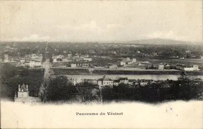 Panorama do Vésinet — vista sobre o rio e os edifícios — editor não visível