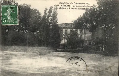 Inundação do 7 de Novembro de 1907 em Pézenas — O brèche do Square — foto Pézenas