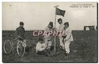 Camp de LA COURTINE — Téléphonistes au Champ de Tir — n°29