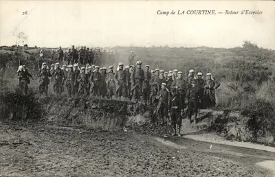 Camp de LA COURTINE — Retour d'Exercice — ND Phot