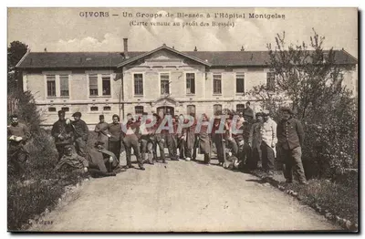 GIVORS — Um Grupo de Feridos no Hospital Montgelas — (Carte venue au profit des Blessés) — Piégar