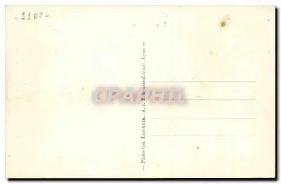 VILLEURBANNE — Quartel Jeanne-d'Arc — Uma câmara de aluno — Pelotão dos E.O.R. — Verso