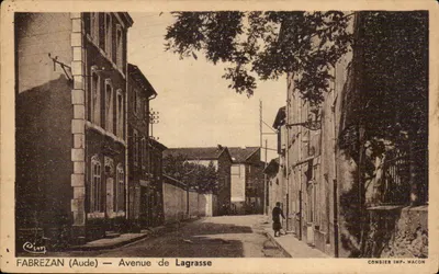 Bilhete postal antigo Fabrezan Avenue de Lagrasse