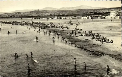 La Nouvelle (Aude) — La Plage — Editions « Morina » S. place Voltaire, Narbonne