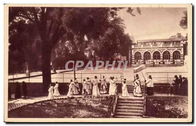Procissão litúrgica — Pequeno Seminário das Missões Franciscanas, Fontenay-sous-Bois — N° 5