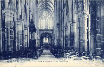Dol - Interior da Catedral — série 3 — G. Ardaud, editor