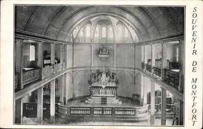 Interior da igreja — Montfort — Lembrança de Montfort