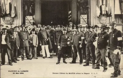 Ordu Yürüyüşü — 29 Mayıs 1904 — Matin Otelinin Önünde, Ayrılış Öncesi — C.L.C. — R.F. Yayıncısı