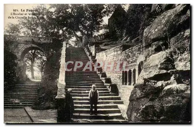Le Facuet — A Escada e o Concreto da Capela Santa-Rose — Coleção Vignante-Dumépia