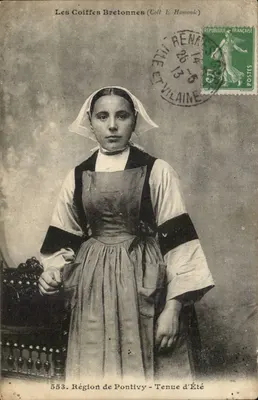 As Coiffes Bretães — Região de Pontivy - Traje de Verão — Coll. E. Hamonic, n° 553