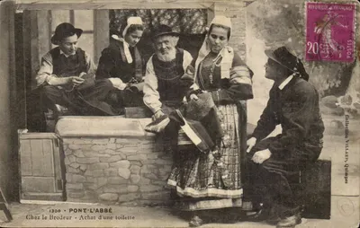 Bilhete postal antigo pont l'abbe Chez le brodeur Achat d'une toilette TOP