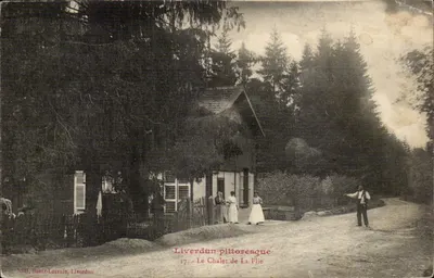 Liverdun pittoresque — O Chalet de La Flie — Noël, Bazar-Lorrain, Liverdun