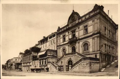 Saint-Gaudens (Haute-Garonne) — Hotel de Ville e Boulevard do Midi — Edição Cazes