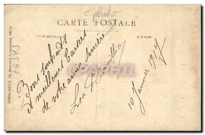 Mulher jovem com capa de pele — Paris — Photo-Cartes, 28 Boulevard P. Jescannière — Verso