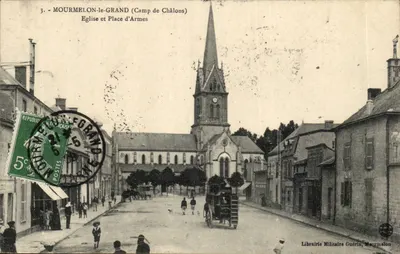 Mourmelon-le-Grand (Campo de Châlons) — Igreja e Praça de Armas — Livraria Militar Guérin, Mourmelon