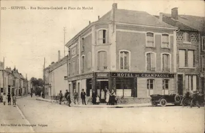 SUIPPES - Rue Buirette-Gaulard e Place du Marché — Hotel de Champagne, edição Hotel de Champagne Suippes, n°357