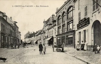 Crépy-en-Valois — Rue Nationale — Ganostin édit. Crépy