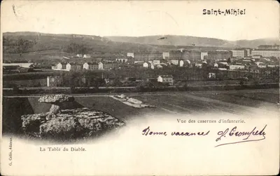 Saint-Mihiel — Vista das casernas de infantaria e A Mesa do Diabo — G. Colin, editor