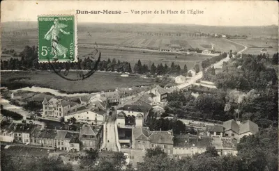 Dun-sur-Meuse — Vista tirada da Praça da Igreja — Livraria Rua Dominique Dun