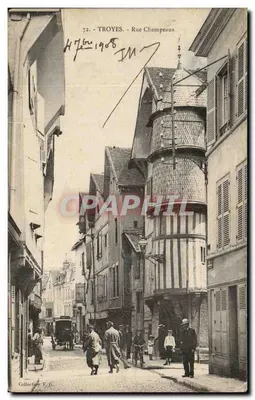 Troyes - Rue Champeaux — vista da rua com edifícios com colmios e pedestres — editor não identificado, n° 72