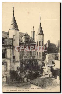 Troyes - Hotel de Vauluisant — Maloine des Maganins Réunis, edição Troyes