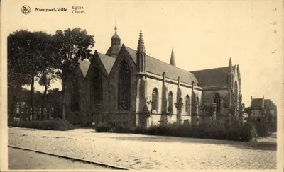 Nieuport-Ville — Kościół — wydawca Naus, numer seryjny nie widoczny