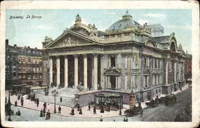 Bruxelas. A Bolsa — vista do edifício com colunatas e escadas — editor não visível
