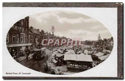 Market Place, Gt. Yarmouth — vista de mercado com trem — editor: S. & J. H. S. Ltd. (número de série não visível)