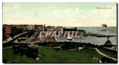 Broadstairs — vue panoramique du port et du parc — Souvenir Post Card