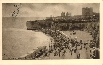 Broadstairs Looking West — vue de la plage et des falaises — éditeur non identifié