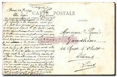 Estabelecimentos Penitenciários de Fresnes — O quarto de Correção — Edifícios das divisões do grande quarto. A Capela — Verso