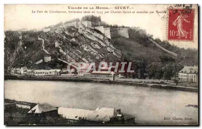 Valle del Mosa - Givet - El Fuerte de Carlomagno, fortaleza construida en 1555 por Carlos V y modificada por Vauban