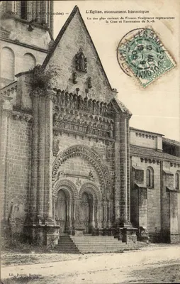 Igreja de Couvant (Vendée) — monumento histórico — Lib. Pouyres, Mortagne