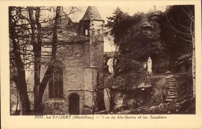 Le FAOUET (Morbihan) — Vista de Ste-Barbe e as Escadas