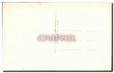 एक युवा महिला रोज़ लिए — पोर्ट्रेट — BO 2102 — पीछे