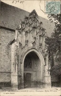 Richebourg-l'Avoué (P.-de-C.) — Fronton kościoła z XV wieku — G. Agnius, Estaires