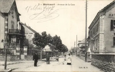 Héricourt - Avenida da Gare — vista urbana com terrenos à venda e notário — editor M. B.