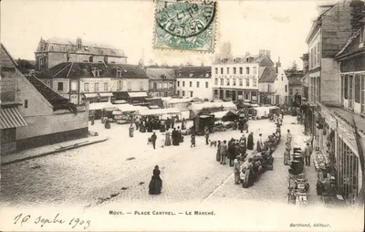 Mouy — Praça Cantrel — O Mercado — Bertrand, editor.