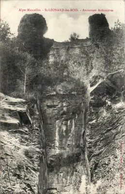 St-LÉONARD-des-BOIS — Antigas Pedreiras — Editor: Cahier à Tante, 1910
