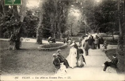 Vichy — Uma Avenida no Novo Parque — LL. — Editor LL. — N° 161