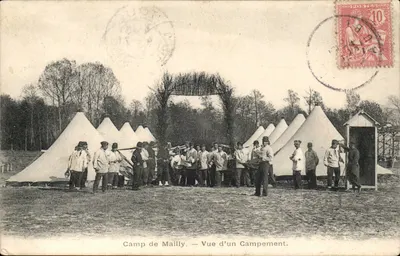 Campo de Mailly — Vista de um Acampamento — Editor: Ray F. Berger, Paris