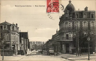 Romilly-sur-Seine — Rue Carnot — editor desconhecido, número de série não visível