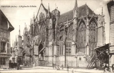 Troyes (Aube) - A Igreja de São Urbano — Edit. Marquis, Troyes