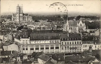 Troyes - Panorama, tirado da Madeleine — n°64 — editor: Stevens & Léon, Troyes