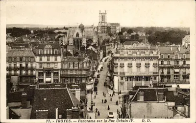 Troyes — Panorama sur la Rue Urbain IV — Phototype Daniel Delbey, Mirecourt