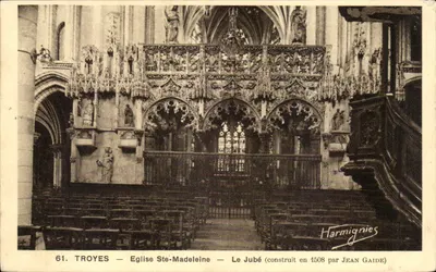 Troyes — Igreja de Santa Madeleine — O Jubé (construído em 1508 por Jean Gaide)