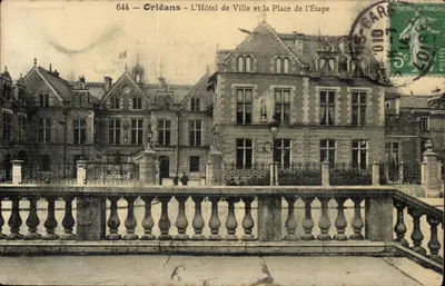 Orléans - O Hotel de Ville e a Place de l'Étape — editor T.G. n°644