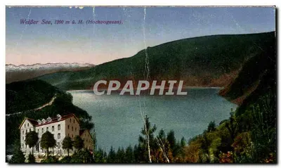 Lago Weißer See, 1900 m acima do nível do mar (Hochhoogesen) — vista do lago e de um edifício — editor não visível