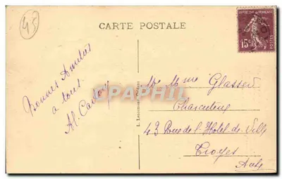 Montargis (Loiret) — Tuinen van het Stadhuis — Beeld van de Hound van Montargis — Achterkant