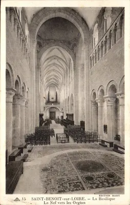 Saint-Benoît-sur-Loire — A Nave em direção aos Órgãos — Edição Mahy